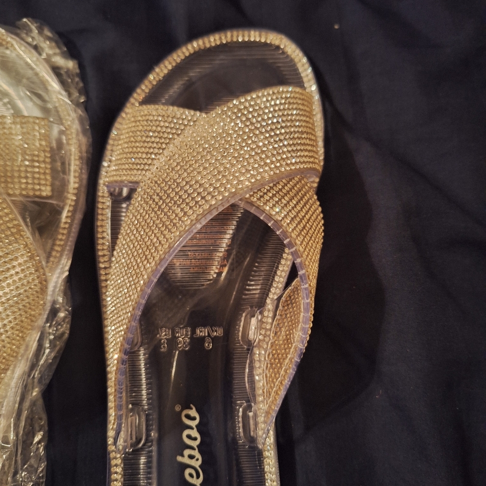 Sandals - Picture 2 of 5